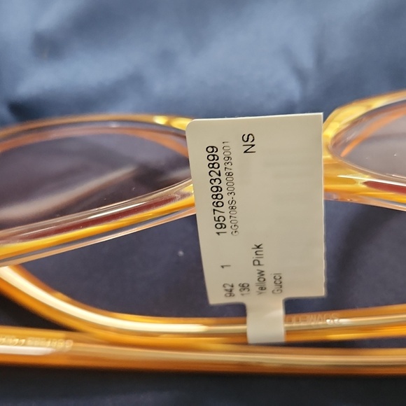 GUCCI NWT Sunglasses Yellow and Pink - Picture 5 of 6